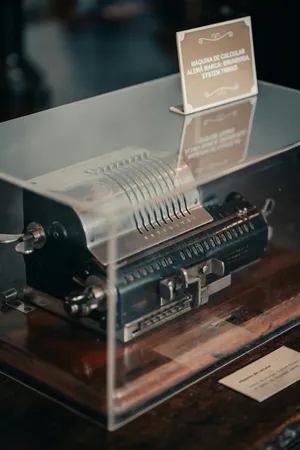 León XIV Marca su Primer Año Papal con Peregrinaje de Fe por Italia