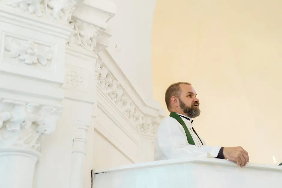 El amor hecho obra: Pastor construye hogar para ancianos abandonados
