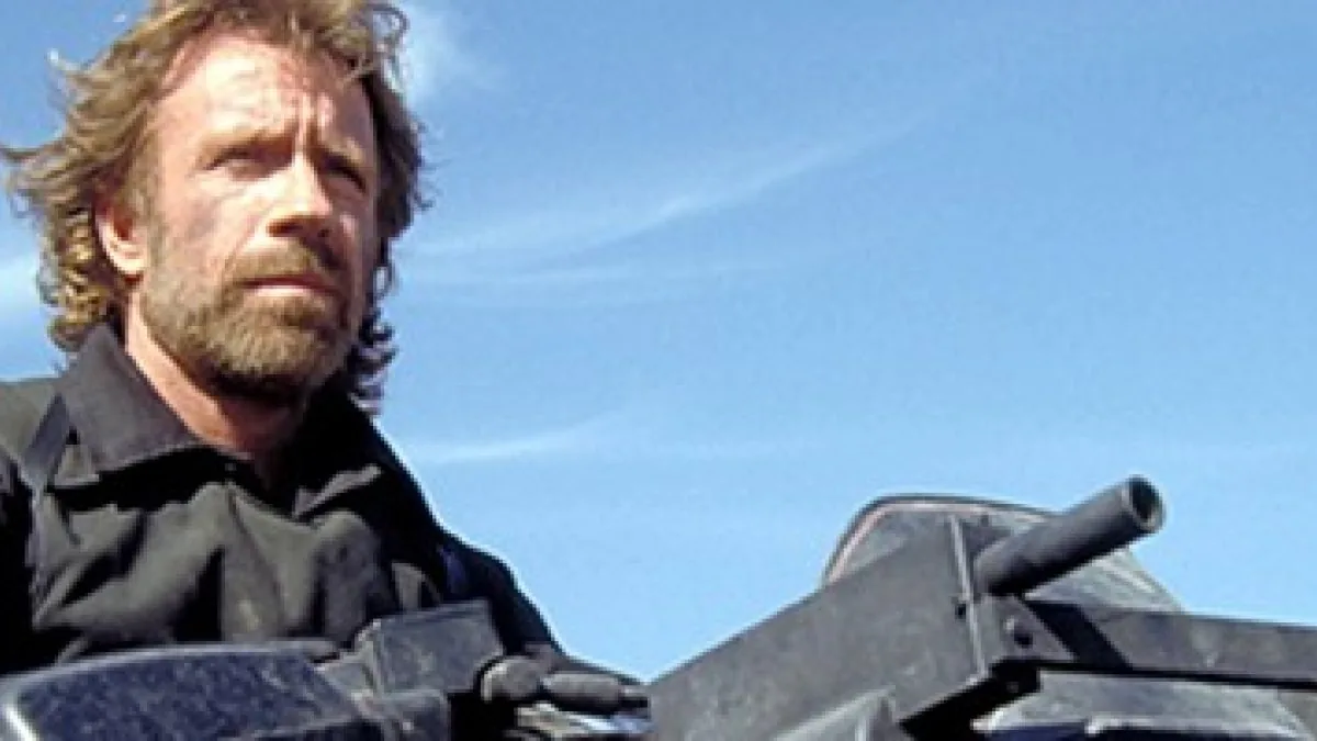 Llegó el día en el que por fin Chuck Norris se dio cuenta: «Sólo había uno a quien recurrir: Dios»