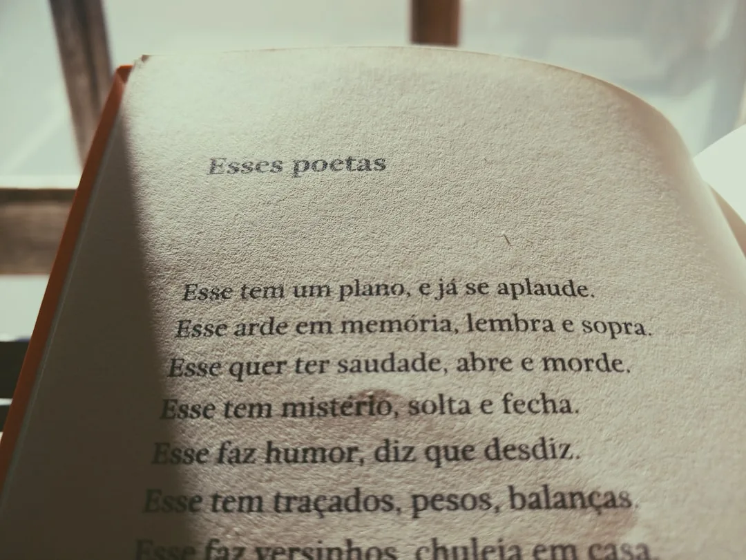 Do poeta à sua poesia: o cardeal De Mendonça e as palavras desarmadas que levam à paz