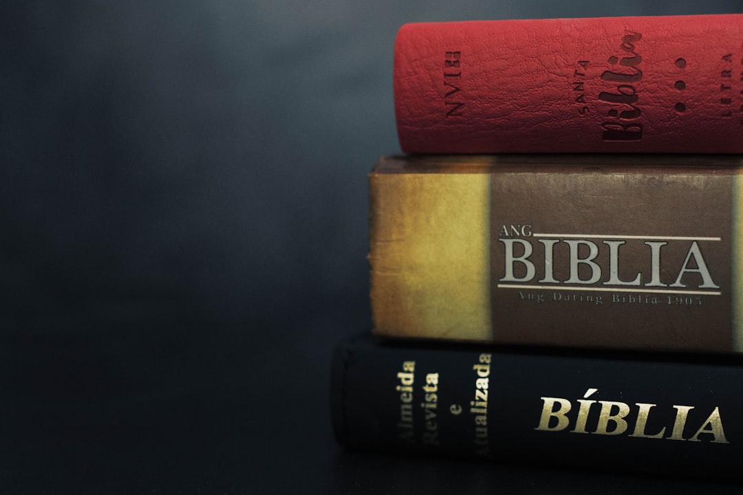 Fantasie und Glaube: Mit biblischer Unterscheidung durch fiktive Magie navigieren