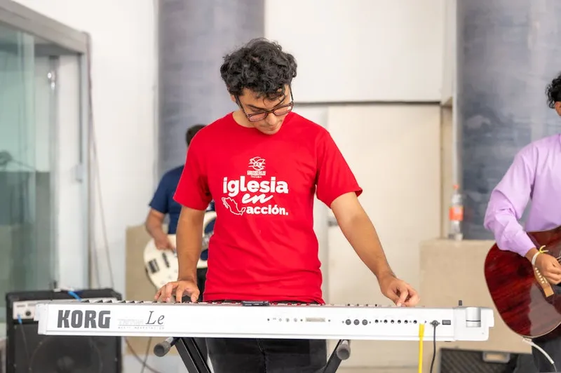 Former Worship Pastor and ‘American Idol’ Contestant Caleb Flynn Charged With Wife’s Murder