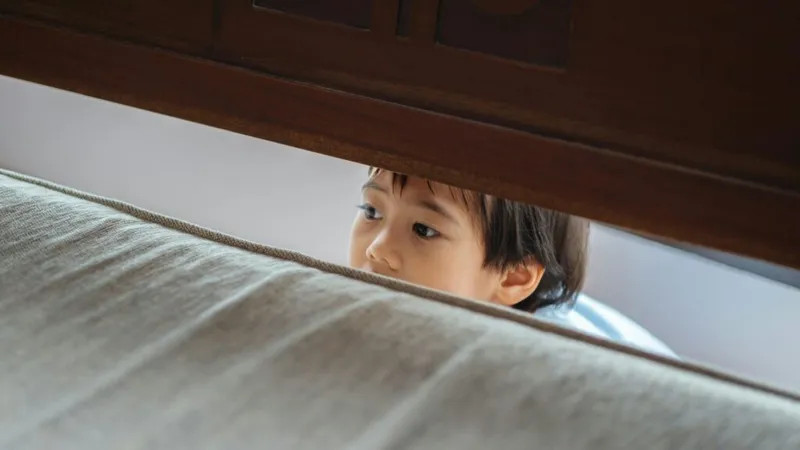 Ayudando a Nuestros Hijos: Principios Bíblicos para el Temor y la Ansiedad