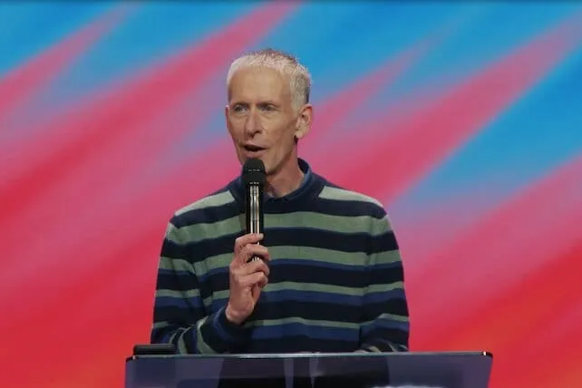 Leadership Cristiano e Responsabilità: Lezioni dalle Crisi Pastorali